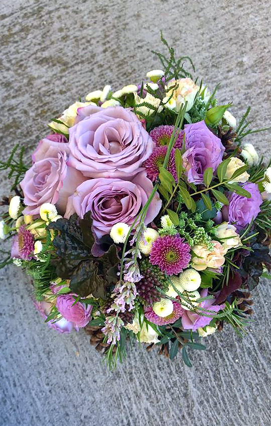 Small Posy Mixture of purples and whites